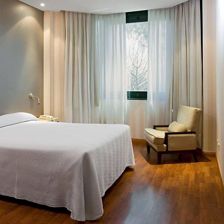 Apartamentos Th Las Rozas Luaran gambar