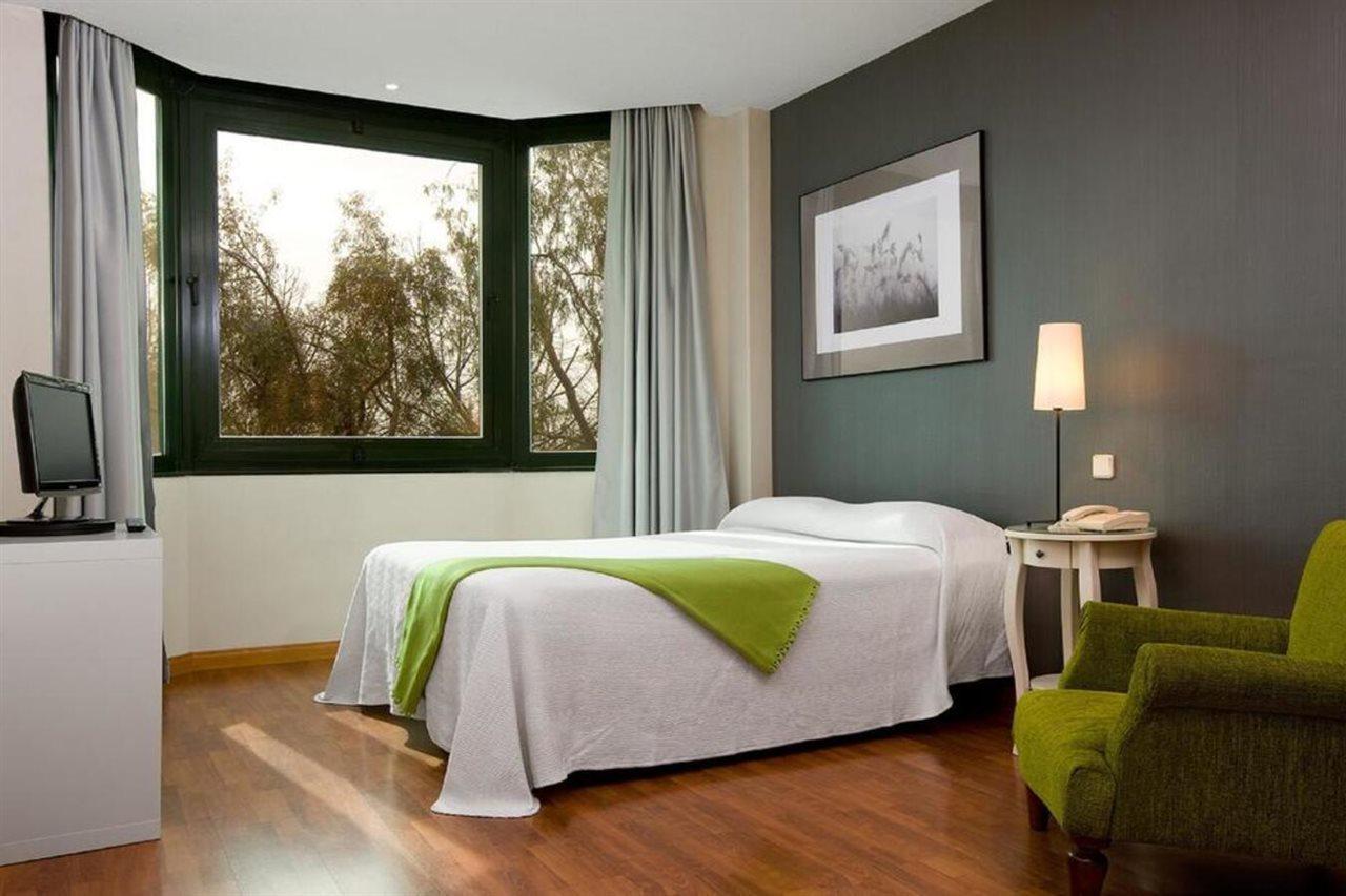 Apartamentos Th Las Rozas Luaran gambar