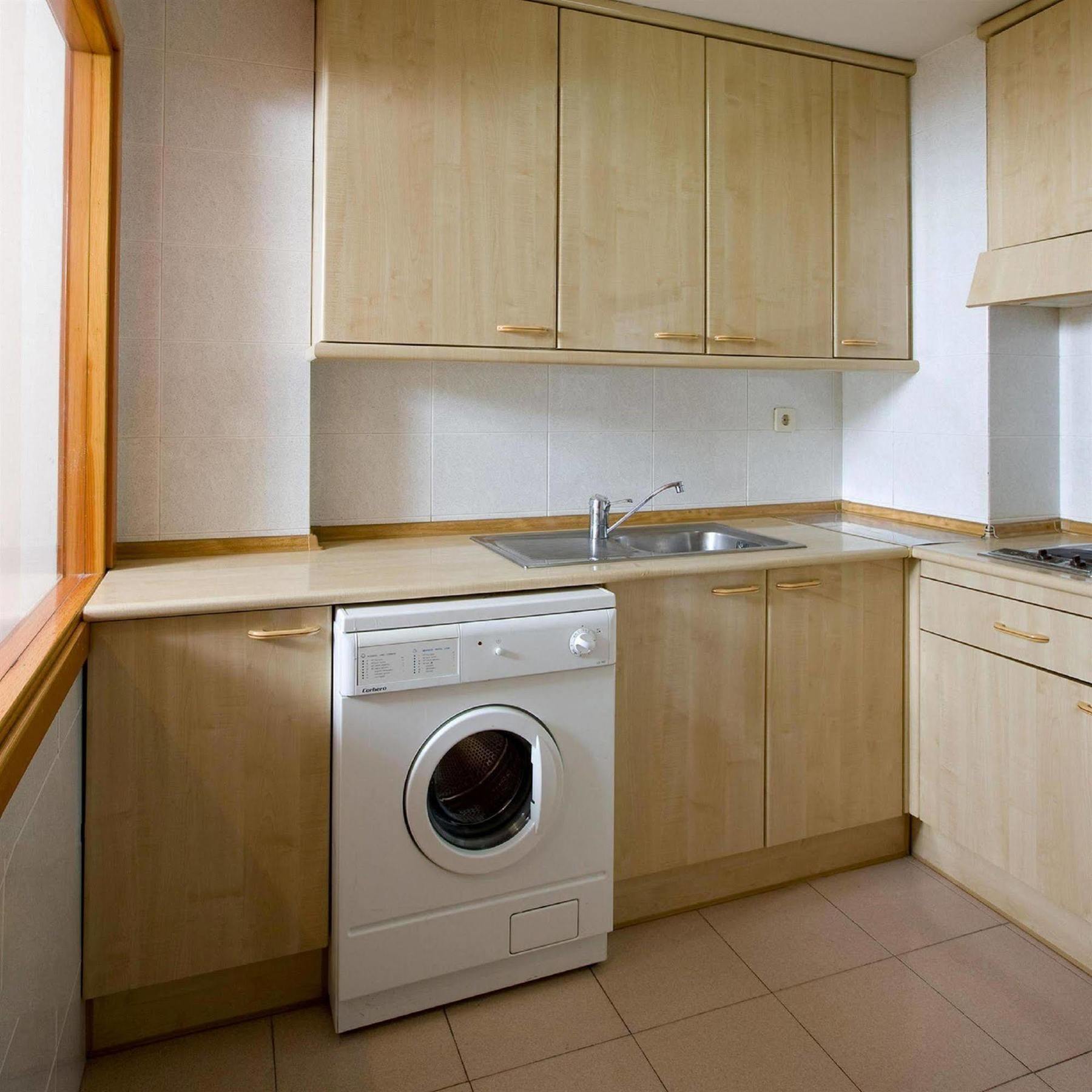 Apartamentos Th Las Rozas Bilik gambar